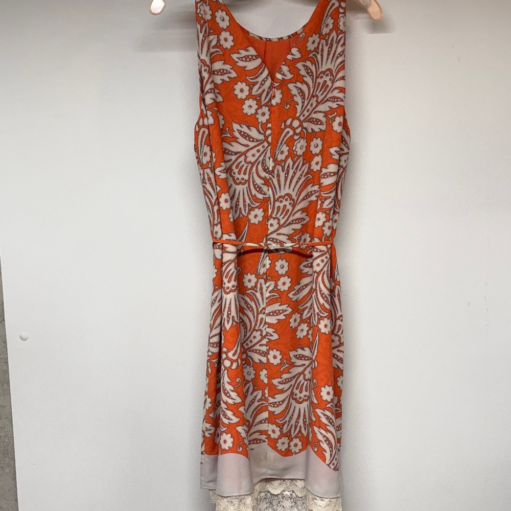 Loft Dress - Picture 5 of 7